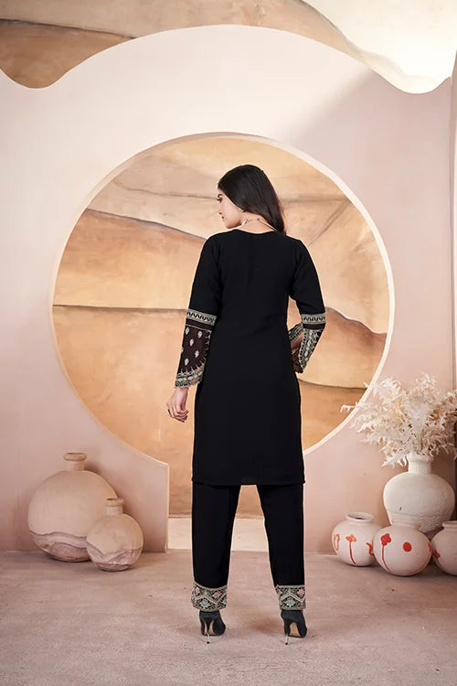 Women's Eid Special Three Piece Pakistani Suit Black Color Georgette Fabric